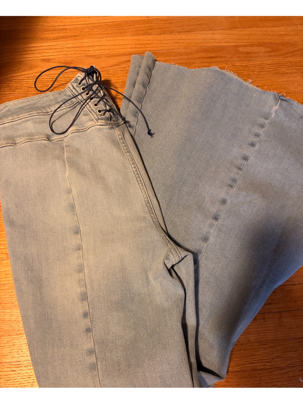 We The Free CRVY Super High-Rise Lace-Up Flare Jeans Sz 30 Stretch NWOT